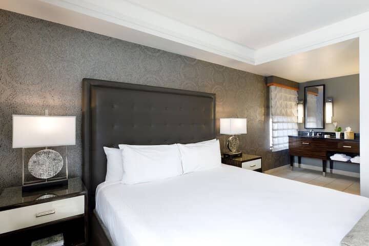 Room 12 of 86